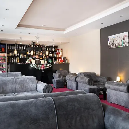 Hotel Paradise 3*
