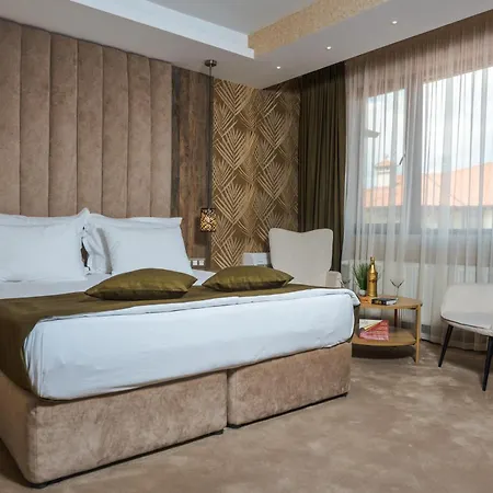 Paradise Hotel