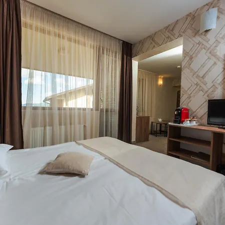 Paradise Hotel