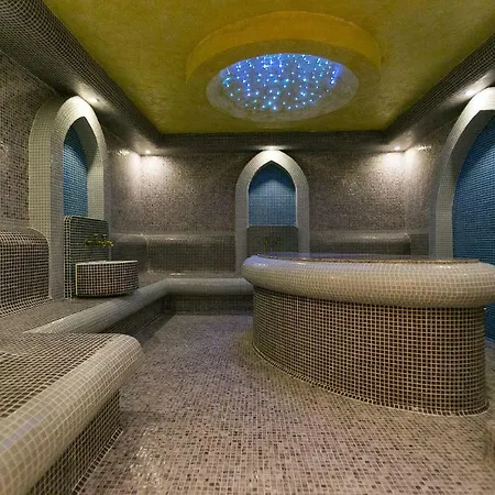 Paradise Hotel