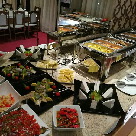 Paradise Hotel 3*