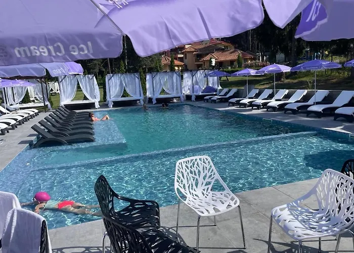 Paradise Hotel Tsigov Chark