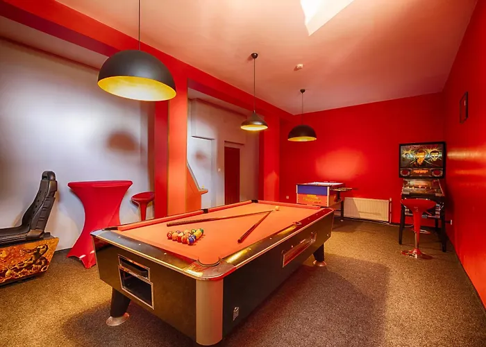 Paradise Hotel Tsigov Chark