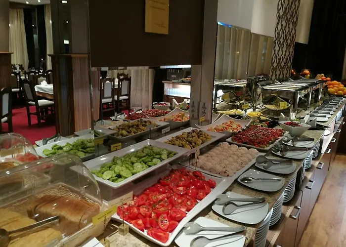 Hotel Paradise Tsigov Chark